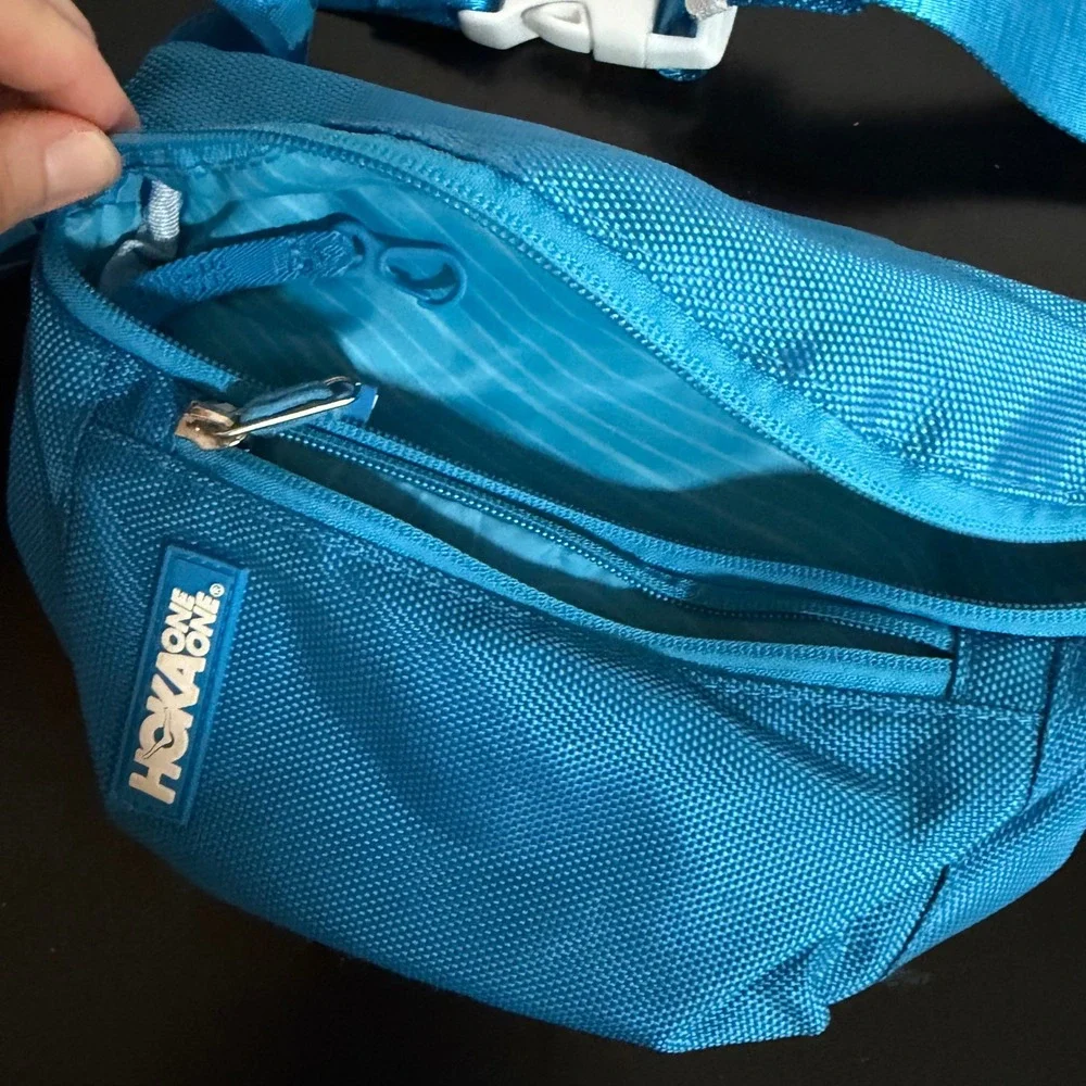 Hoka One One Blue Hip Pack Waist Bag Adjustable Belt Logo Strap Running Hiking